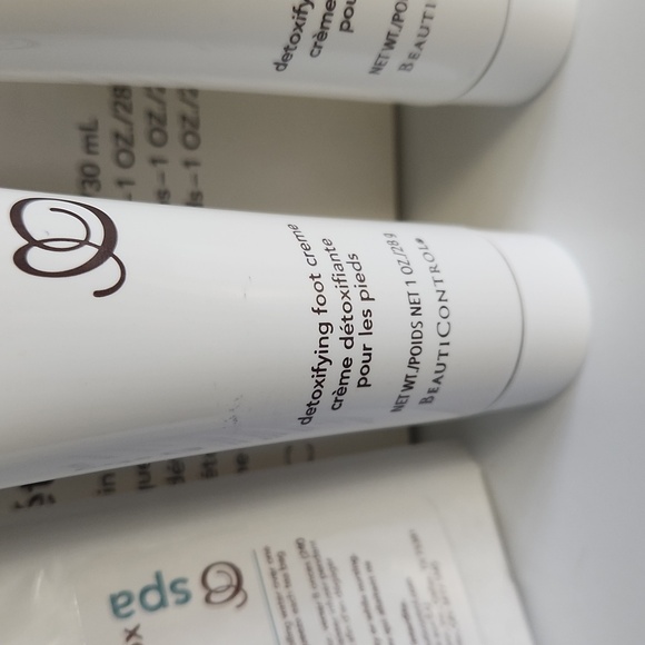 BeautiControl Spa Detox " The Ultimate Detox Kit" - Picture 3 of 12